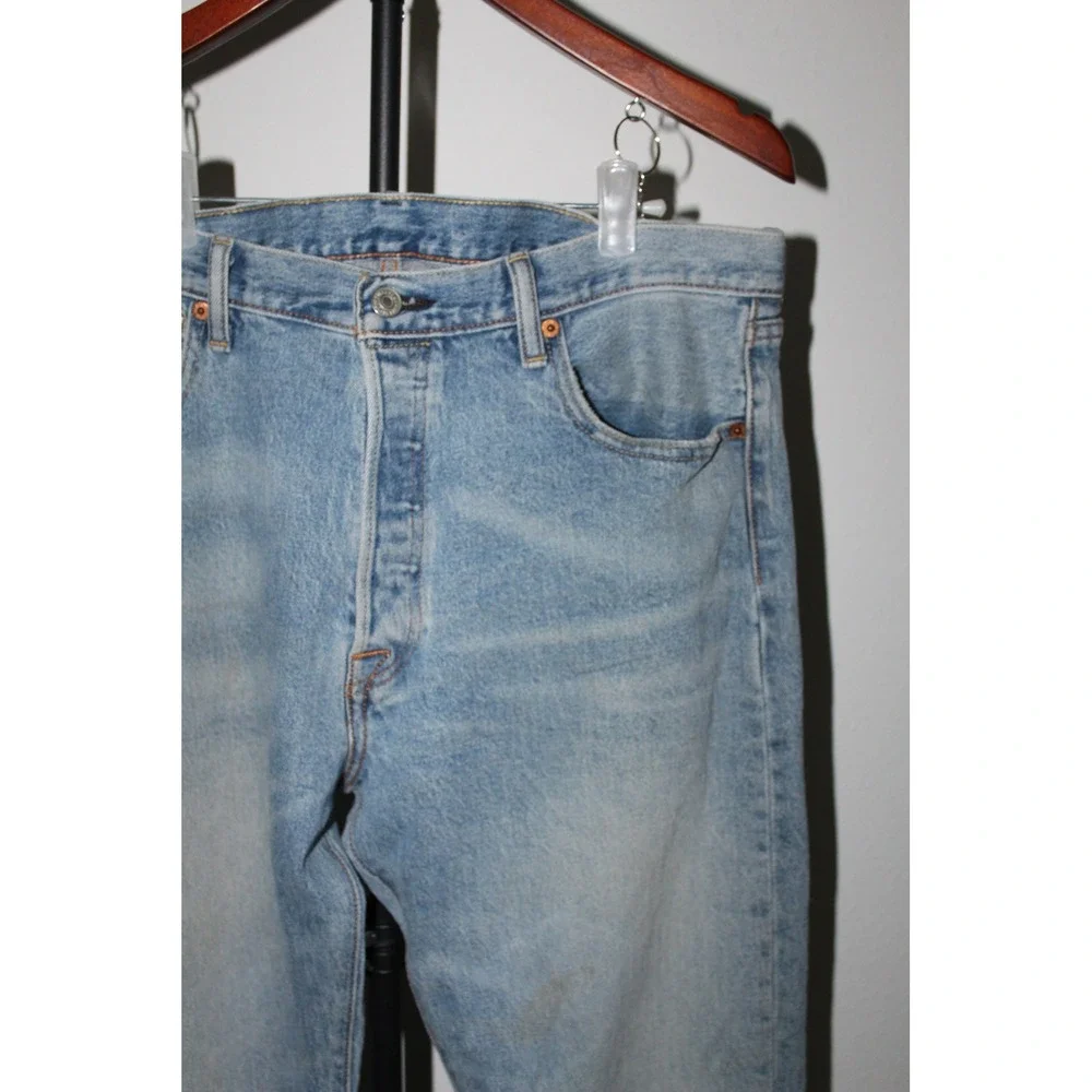 Levis 501 Original Fit Mens Light Wash Blue Straight Leg Jeans W34 L34 Classic
